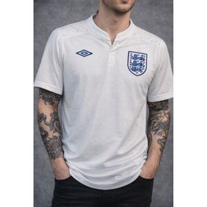 England Team Jersey Home football shirt 2010 - 2012 Umbro Mens Size 40
